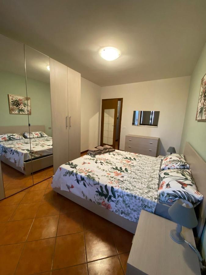 Home Gardaview Desenzano Desenzano del Garda Eksteriør billede